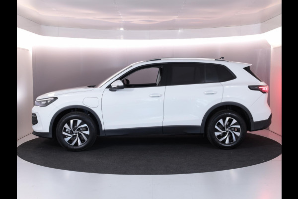Volkswagen Tiguan 1.5 TSI Life 204PK PHEV | Keyless pakket | Multimedia Pakket | Assistentie pakket |