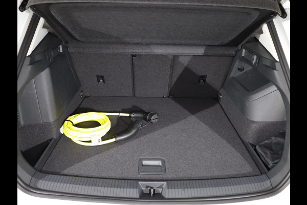 Volkswagen Tiguan 1.5 TSI Life 204PK PHEV | Keyless pakket | Multimedia Pakket | Assistentie pakket |