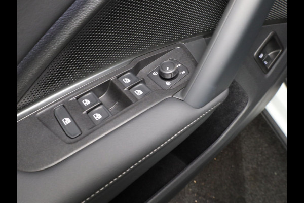 Volkswagen Tiguan 1.5 TSI Life 204PK PHEV | Keyless pakket | Multimedia Pakket | Assistentie pakket |