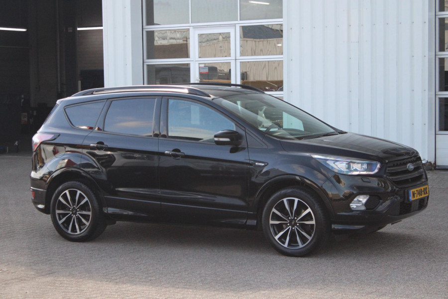 Ford Kuga 1.5 EcoBoost ST-line 120pk | Trekhaak | Winter pakket | Elektrische achterklep | Camera