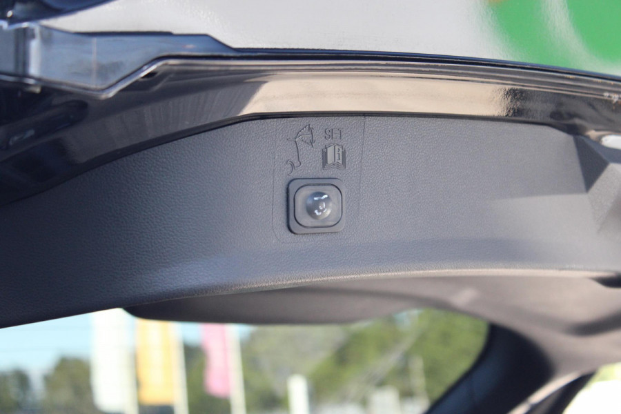 Ford Kuga 1.5 EcoBoost ST-line 120pk | Trekhaak | Winter pakket | Elektrische achterklep | Camera