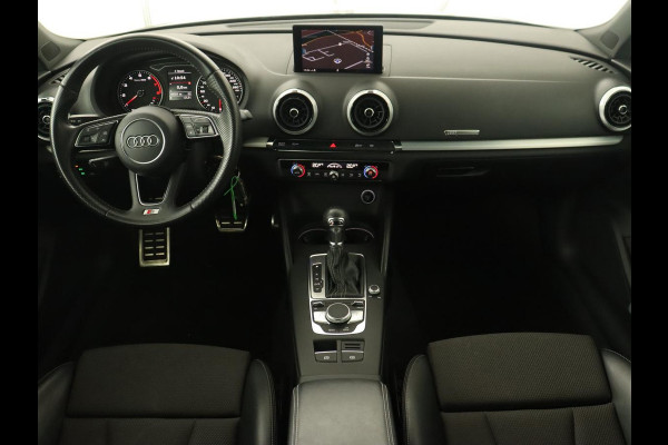 Audi A3 30 TFSI Sport S Line Edition | Sportstoelen | Full LED |Facelift | Half leder | Navigatie | Climate control | Cruise control | Parkeerhulp Audi A3 30 TFSI Sport S Line Edition | Sportstoelen | Full LED |Facelift | Half leder | Navigatie | Climate control | Cruise control | Parkeerhulp