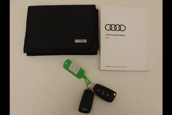Audi A3 30 TFSI Sport S Line Edition | Sportstoelen | Full LED |Facelift | Half leder | Navigatie | Climate control | Cruise control | Parkeerhulp Audi A3 30 TFSI Sport S Line Edition | Sportstoelen | Full LED |Facelift | Half leder | Navigatie | Climate control | Cruise control | Parkeerhulp