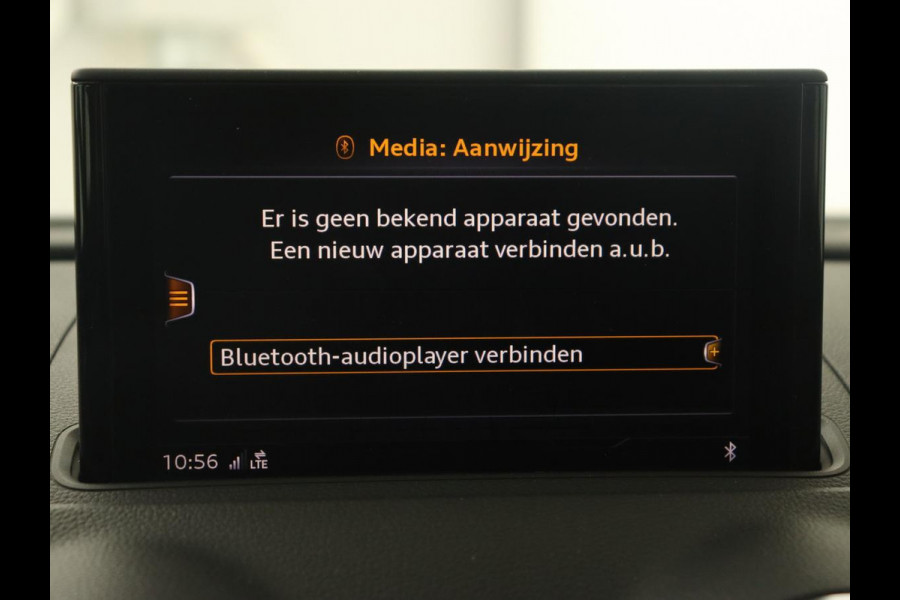Audi A3 30 TFSI Sport S Line Edition | Sportstoelen | Full LED |Facelift | Half leder | Navigatie | Climate control | Cruise control | Parkeerhulp Audi A3 30 TFSI Sport S Line Edition | Sportstoelen | Full LED |Facelift | Half leder | Navigatie | Climate control | Cruise control | Parkeerhulp