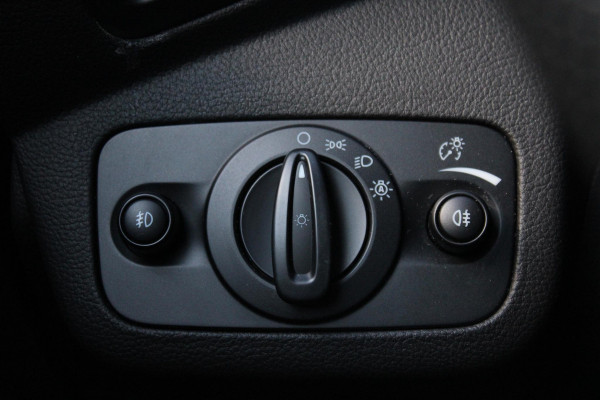 Ford Kuga 1.5 EcoBoost ST-line 120pk | Trekhaak | Winter pakket | Elektrische achterklep | Camera