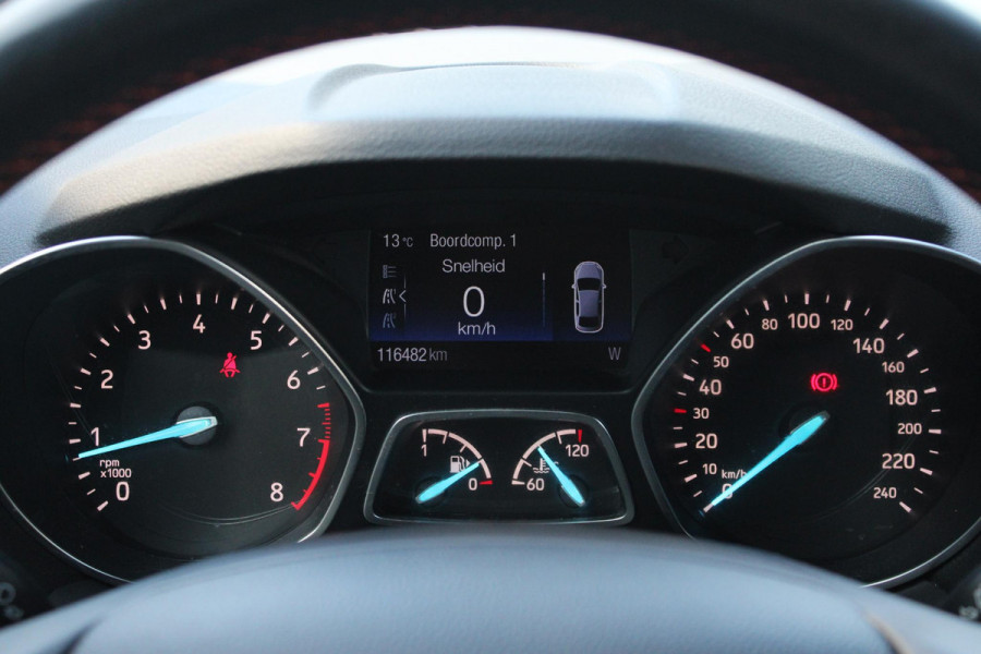 Ford Kuga 1.5 EcoBoost ST-line 120pk | Trekhaak | Winter pakket | Elektrische achterklep | Camera