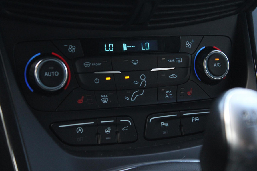 Ford Kuga 1.5 EcoBoost ST-line 120pk | Trekhaak | Winter pakket | Elektrische achterklep | Camera