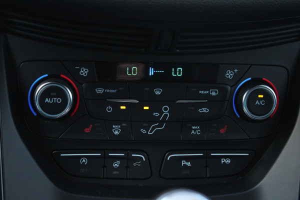 Ford Kuga 1.5 EcoBoost ST-line 120pk | Trekhaak | Winter pakket | Elektrische achterklep | Camera