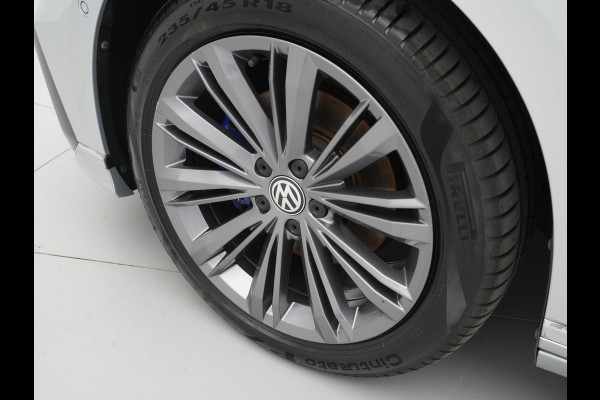 Volkswagen Passat Variant 1.4 TSI PHEV GTE Highline Navigatie Camera Dynaudio Trekhaak Stoelverwarming 243 Volkswagen Passat Variant 1.4 TSI PHEV GTE Highline Navigatie Camera Dynaudio Trekhaak Stoelverwarming 243