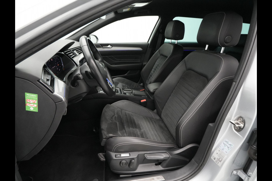 Volkswagen Passat Variant 1.4 TSI PHEV GTE Highline Navigatie Camera Dynaudio Trekhaak Stoelverwarming 243 Volkswagen Passat Variant 1.4 TSI PHEV GTE Highline Navigatie Camera Dynaudio Trekhaak Stoelverwarming 243