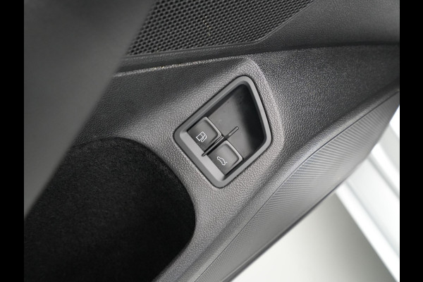 Volkswagen Passat Variant 1.4 TSI PHEV GTE Highline Navigatie Camera Dynaudio Trekhaak Stoelverwarming 243 Volkswagen Passat Variant 1.4 TSI PHEV GTE Highline Navigatie Camera Dynaudio Trekhaak Stoelverwarming 243