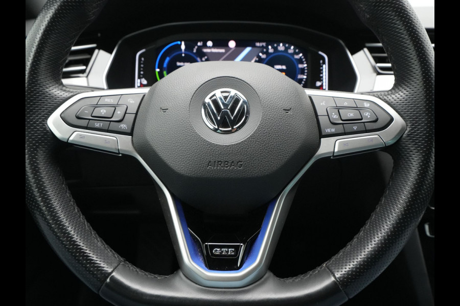 Volkswagen Passat Variant 1.4 TSI PHEV GTE Highline Navigatie Camera Dynaudio Trekhaak Stoelverwarming 243 Volkswagen Passat Variant 1.4 TSI PHEV GTE Highline Navigatie Camera Dynaudio Trekhaak Stoelverwarming 243