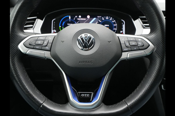 Volkswagen Passat Variant 1.4 TSI PHEV GTE Highline Navigatie Camera Dynaudio Trekhaak Stoelverwarming 243 Volkswagen Passat Variant 1.4 TSI PHEV GTE Highline Navigatie Camera Dynaudio Trekhaak Stoelverwarming 243