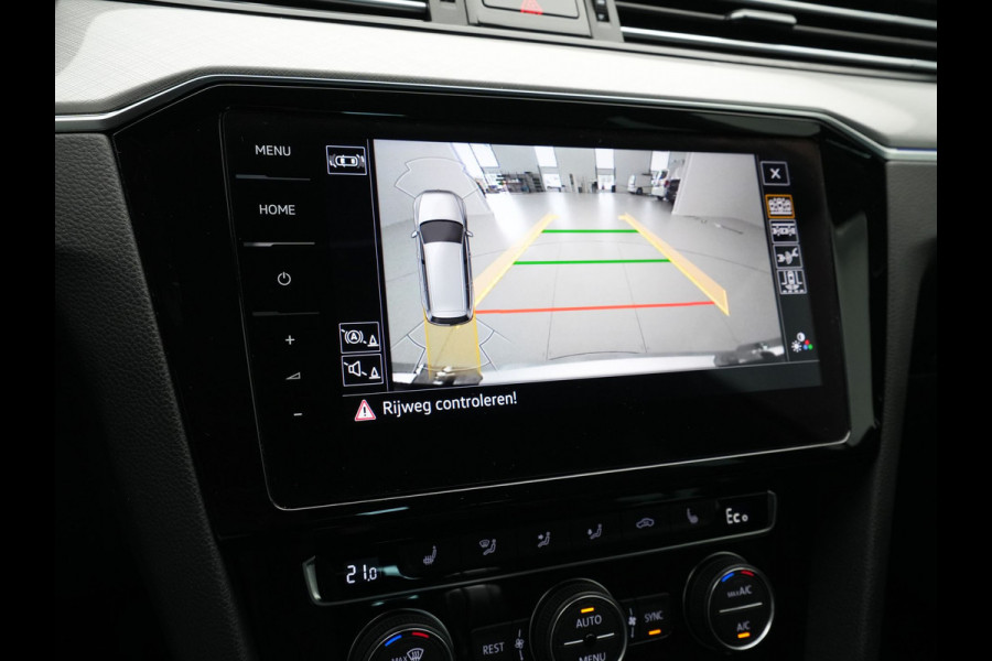 Volkswagen Passat Variant 1.4 TSI PHEV GTE Highline Navigatie Camera Dynaudio Trekhaak Stoelverwarming 243 Volkswagen Passat Variant 1.4 TSI PHEV GTE Highline Navigatie Camera Dynaudio Trekhaak Stoelverwarming 243