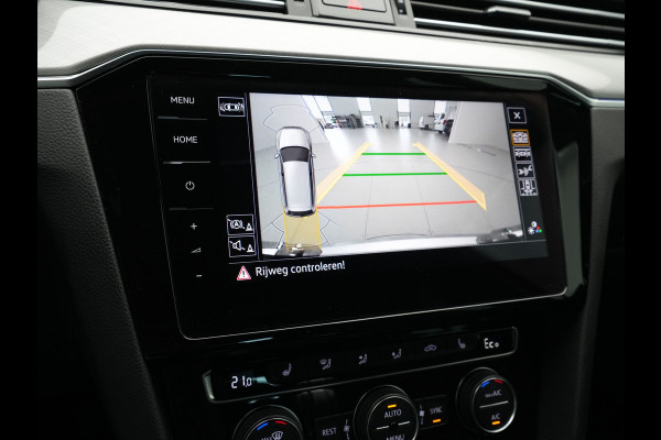Volkswagen Passat Variant 1.4 TSI PHEV GTE Highline Navigatie Camera Dynaudio Trekhaak Stoelverwarming 243 Volkswagen Passat Variant 1.4 TSI PHEV GTE Highline Navigatie Camera Dynaudio Trekhaak Stoelverwarming 243