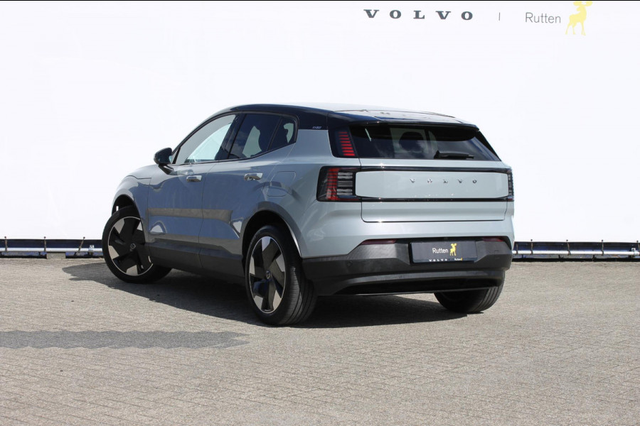 Volvo EX30 Single Motor Extended Range Plus 69 kWh Adaptieve cruise control / Semi elektrisch wegklapbare trekhaak / Extra getinte ramen vanaf de B-stijl / Verwarmbare voorstoelen / Verwarmbaar stuurwiel