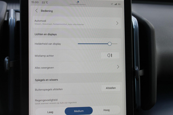 Volvo EX30 Single Motor Extended Range Plus 69 kWh Adaptieve cruise control / Semi elektrisch wegklapbare trekhaak / Extra getinte ramen vanaf de B-stijl / Verwarmbare voorstoelen / Verwarmbaar stuurwiel
