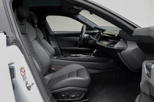 Audi e-tron GT Quattro 93kW/h / Sport Sound/ Cruise Control/ Top View/ Panoramadak/ 350kW (476PK)