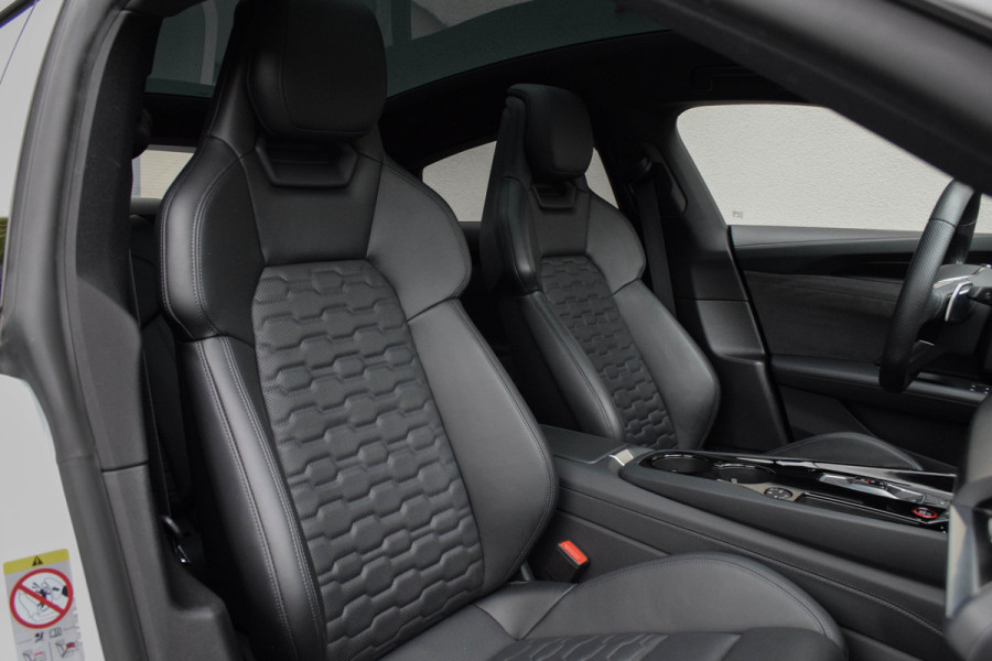 Audi e-tron GT Quattro 93kW/h / Sport Sound/ Cruise Control/ Top View/ Panoramadak/ 350kW (476PK)