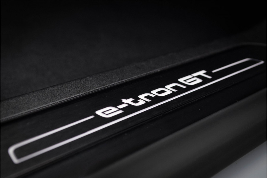 Audi e-tron GT Quattro 93kW/h / Sport Sound/ Cruise Control/ Top View/ Panoramadak/ 350kW (476PK)