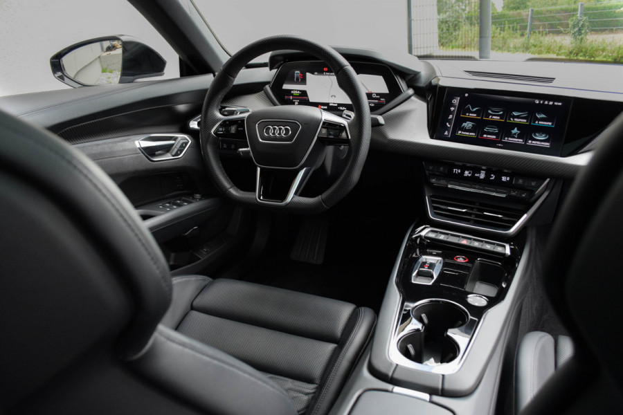 Audi e-tron GT Quattro 93kW/h / Sport Sound/ Cruise Control/ Top View/ Panoramadak/ 350kW (476PK)