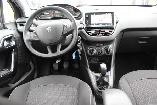 Peugeot 208 1.2 PureTech Blue Lion NAP,, AIRCO ,,MULTIMEDIA ,,NAVI,, LED ,,PARKEERSENSOREN TREKHAAK