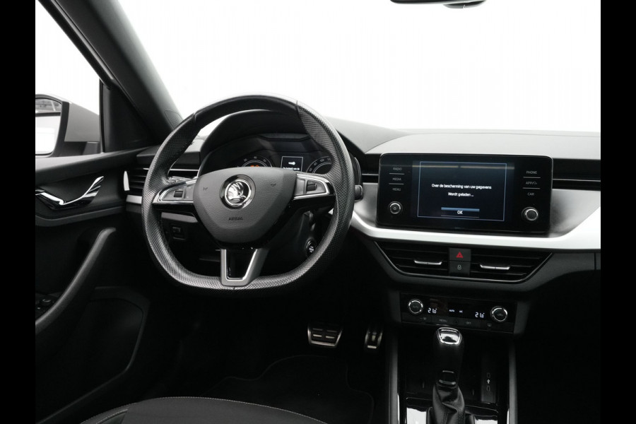Škoda Kamiq 1.0 TSI Sport Business Panoramadak DAB PDC