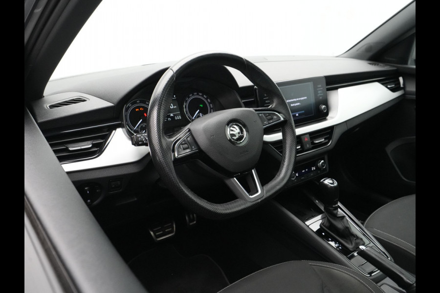 Škoda Kamiq 1.0 TSI Sport Business Panoramadak DAB PDC