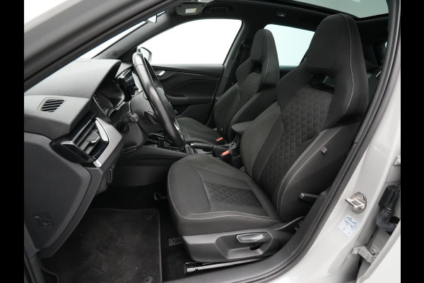 Škoda Kamiq 1.0 TSI Sport Business Panoramadak DAB PDC