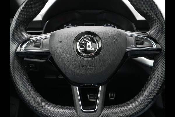 Škoda Kamiq 1.0 TSI Sport Business Panoramadak DAB PDC