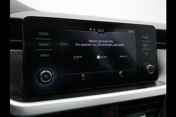 Škoda Kamiq 1.0 TSI Sport Business Panoramadak DAB PDC