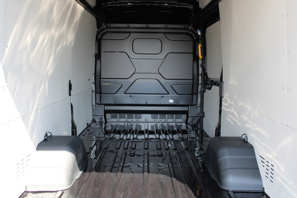Ford Transit 350 2.0 TDCI L4H3 Trend 165pk RWD - 3500kg trekgewicht - Dubbellucht - 360 Camera - ACC - Trekhaak - Navigatie - Carplay - Rijkl