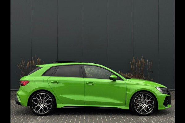 Audi RS3 Sportback 2.5 TFSI RS 3 quatt. NIEUW PANO NAVI CAMERA SPORTVELGEN