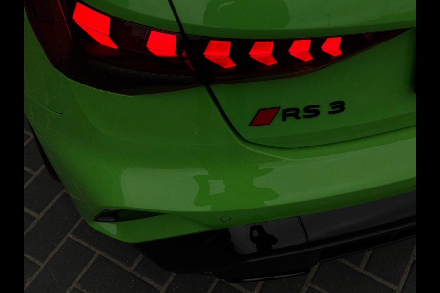 Audi RS3 Sportback 2.5 TFSI RS 3 quatt. NIEUW PANO NAVI CAMERA SPORTVELGEN