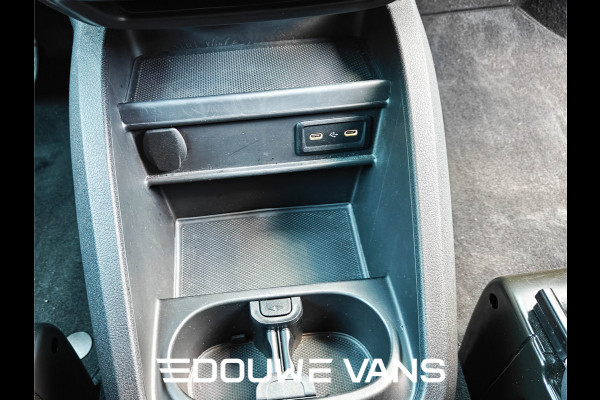 Mercedes-Benz Eqv L2 300 2x Schuifdeur Facelift model 7 Persoons DAB