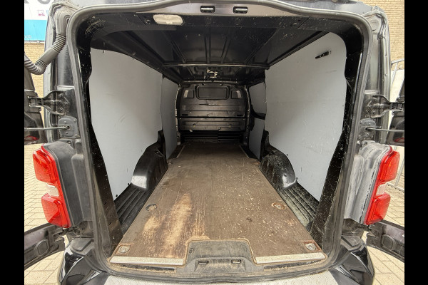 Opel Vivaro 2.0 CDTI 150PK EURO6 L3H1 Achteruitrijcamera/Trekhaak/navigatie systeem/cruise control