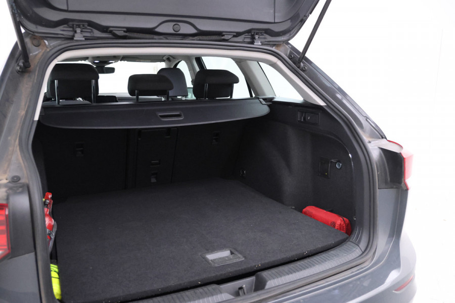 Volkswagen GOLF Variant 2.0 TDI Life Business Automaat, Apple carplay, Climate,
