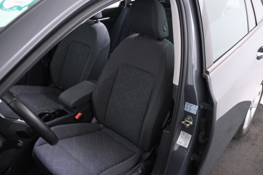 Volkswagen GOLF Variant 2.0 TDI Life Business Automaat, Apple carplay, Climate,
