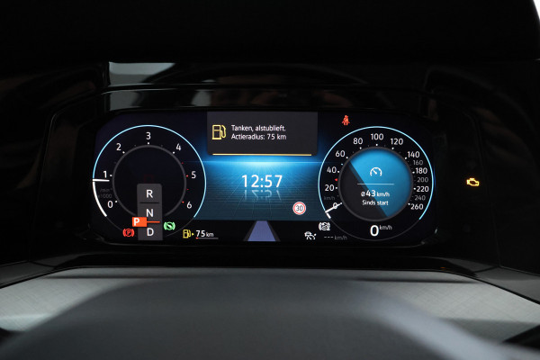 Volkswagen GOLF Variant 2.0 TDI Life Business Automaat, Apple carplay, Climate,