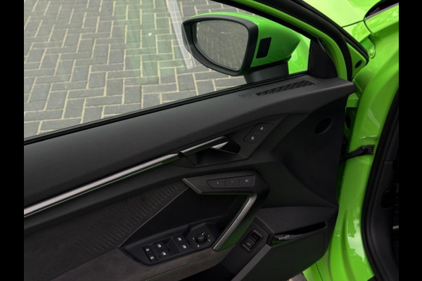 Audi RS3 Sportback 2.5 TFSI RS 3 quatt. NIEUW PANO NAVI CAMERA SPORTVELGEN