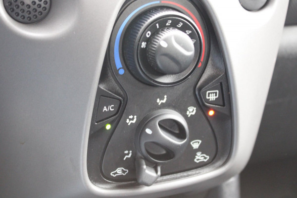 Peugeot 108 1.0 e-VTi Active Airco Bluetooth Nap