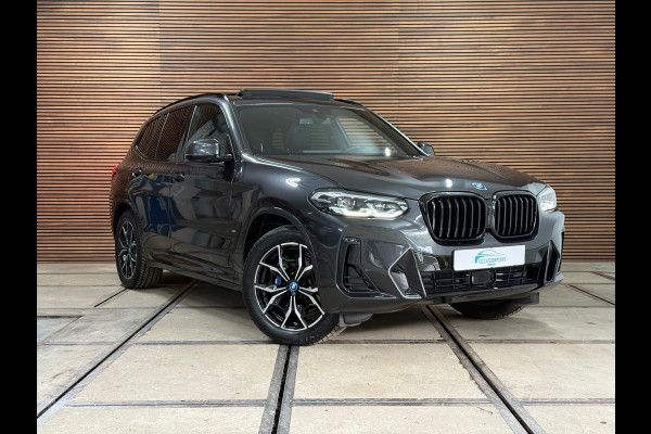 BMW X3 XDrive30e High Executive | M-Sport Shadow | Pano | HUD | Leder | ACC | Camera