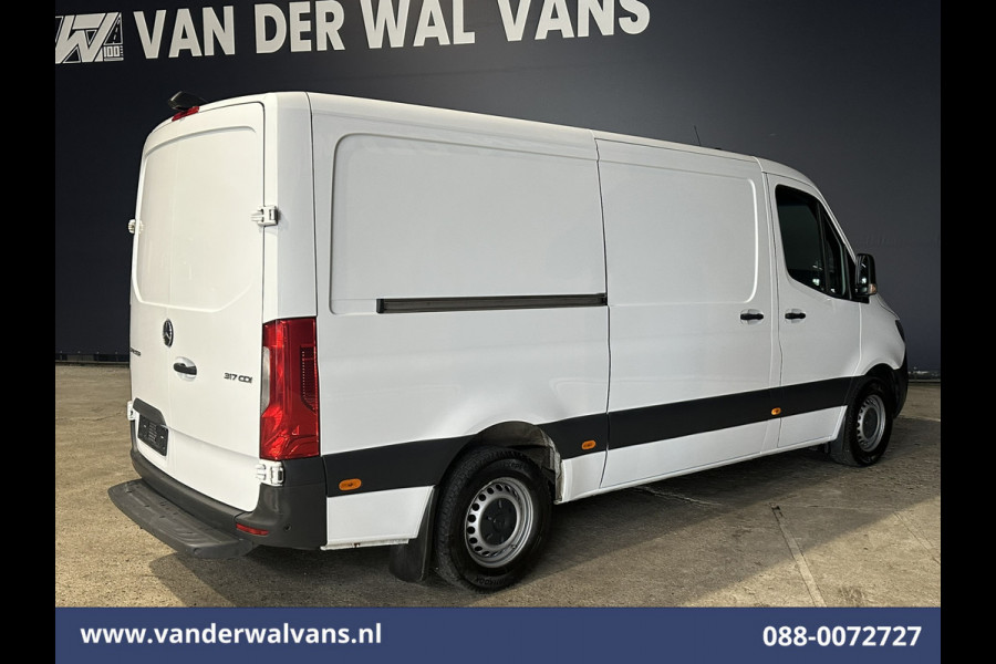 Mercedes-Benz Sprinter 317 CDI 170pk L2H1 Euro6 Airco | Camera | Navigatie | Apple Carplay | Cruisecontrol Android Auto, Chauffeursstoel, Parkeersensoren, MBUX