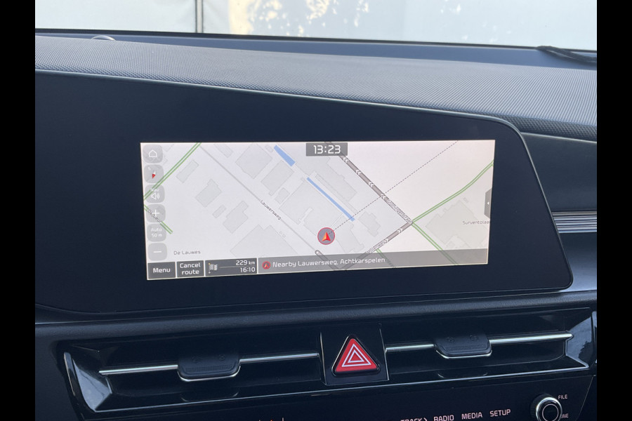 Kia Niro 1.6 GDi Hybrid DynamicPlusLine Pano HUD Leer Stoel/Stuurverw Camera NL-Auto!