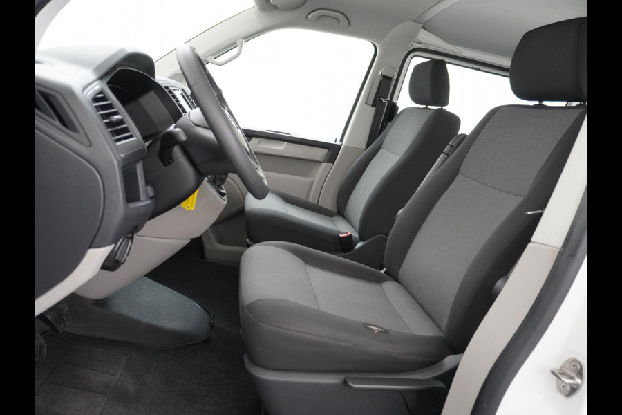 Volkswagen Transporter 2.0TDI L2H1 DUBBELE CABINE Apple Carplay Android Auto Trekhaak Airco Comfortline Betonplex Vloer Lat om Lat betimmering Euro 6 Schuifdeur Origineel Nederlandse Auto