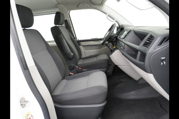 Volkswagen Transporter 2.0TDI L2H1 DUBBELE CABINE Apple Carplay Android Auto Trekhaak Airco Comfortline Betonplex Vloer Lat om Lat betimmering Euro 6 Schuifdeur Origineel Nederlandse Auto