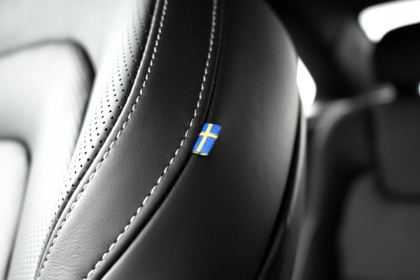 Volvo S90 2.0 B4 197PK Aut. Plus Dark | BLiS | Navi | Camera | Leder | Incl. garantie
