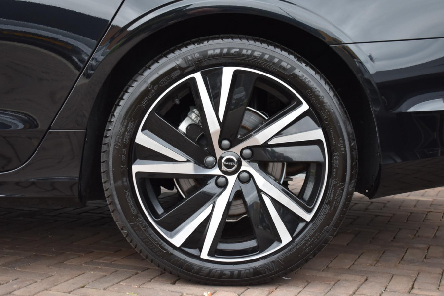 Volvo S90 2.0 B4 197PK Aut. Plus Dark | BLiS | Navi | Camera | Leder | Incl. garantie