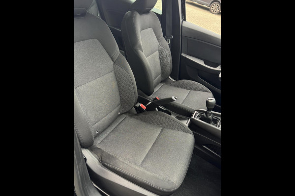Renault Clio 1.0 TCe Zen - 53.231 KM - Apple CarPlay / Navigatie I Airco I LED I Comfort pakket I Dealer onderhouden