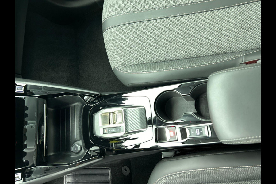 Peugeot 208 1.2 Hybrid 100PK Automaat Allure | Navigatie | Apple Carplay/Android Auto | Airco | Camera | Parkeer sensoren | Cruise Control | Led | Lichtmetalen Velgen